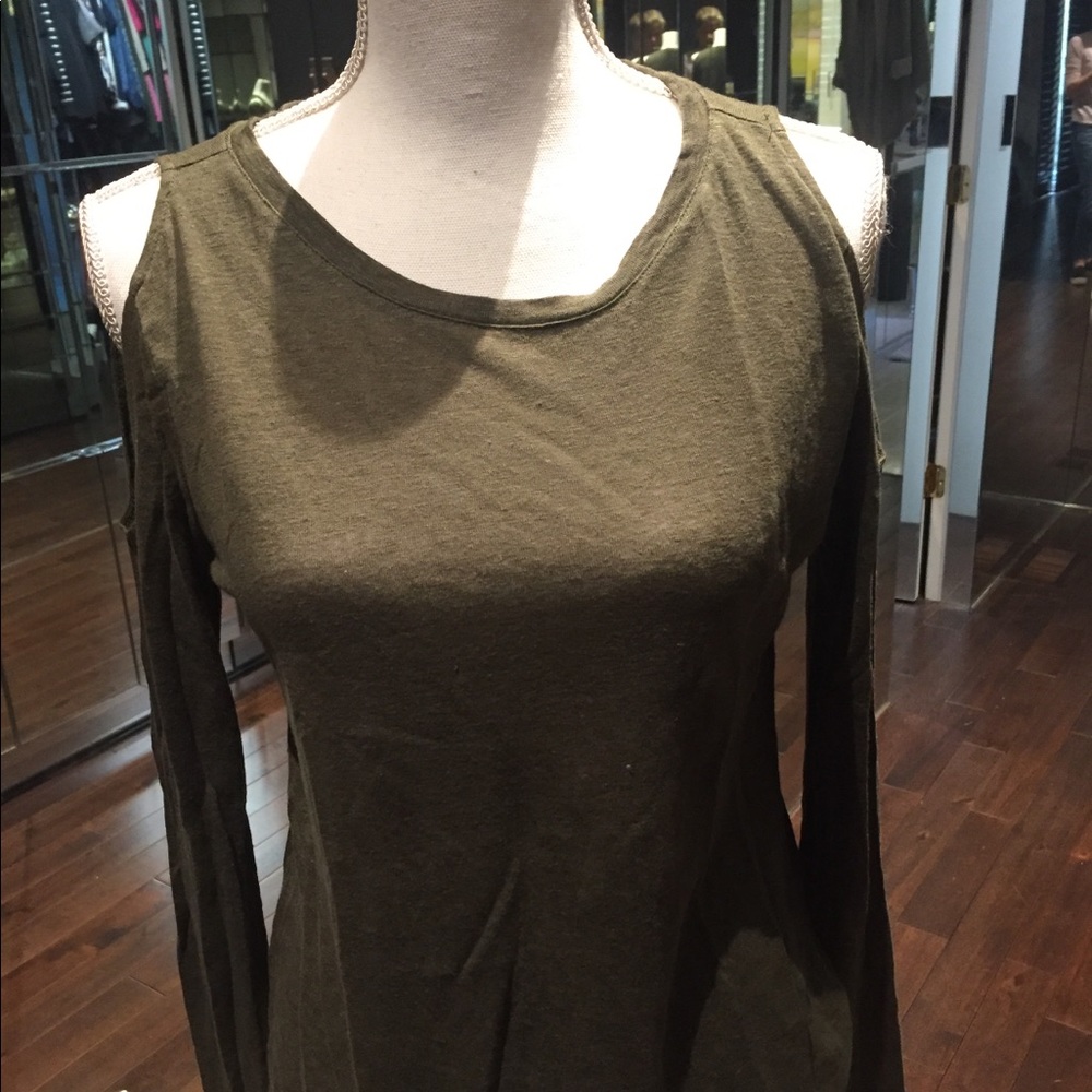 Cotton “cold shoulder” top